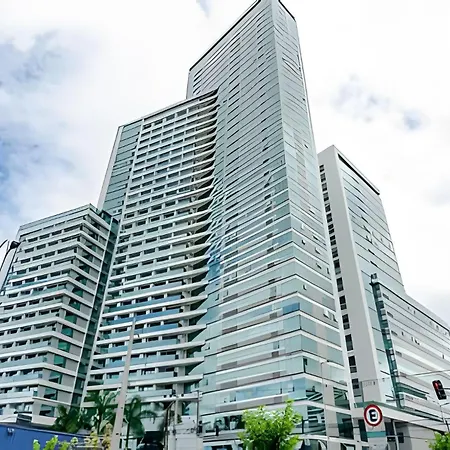 7Th Avenue - Apartamentos Urooms Curitiba Exterior photo