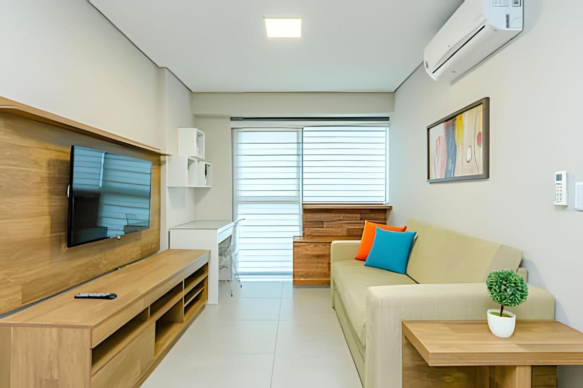 7th Avenue - Urooms Apartment *