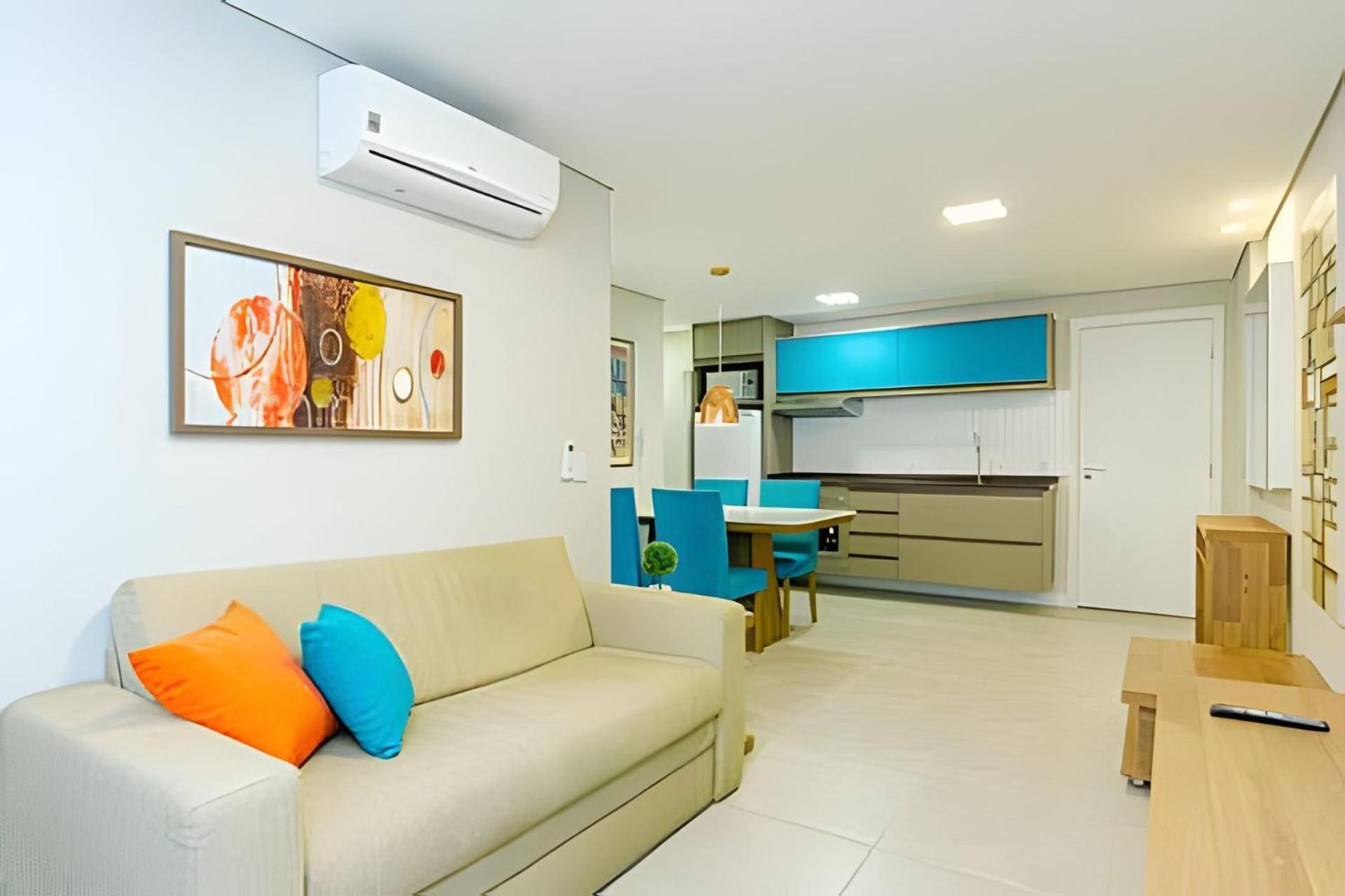 7th Avenue - Urooms Apartment *